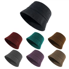 Детска шапка тип кофа